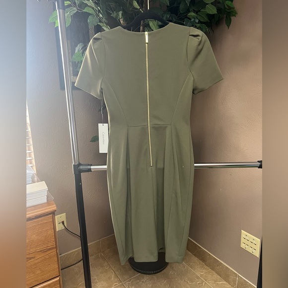 Calvin Klein Short Sleeve Sheath Dress In Caper Green Size 6 - Picture 3 of 4